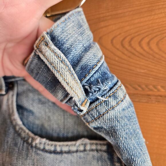 Saint Laurent Jean Short Raw Hem Light Winter Blue Size 29 Button Fly Distressed - Picture 7 of 12